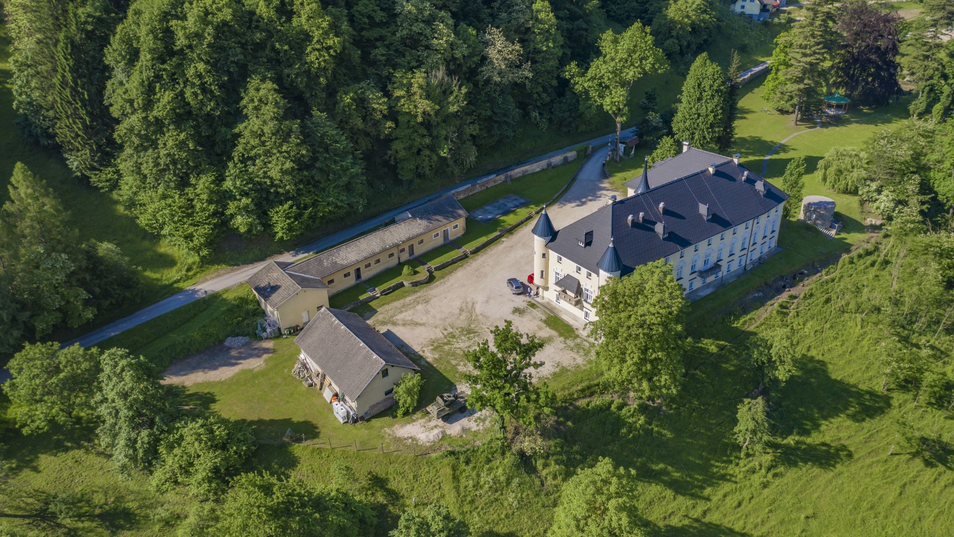 Farmhouse Land for Sale in Sohna